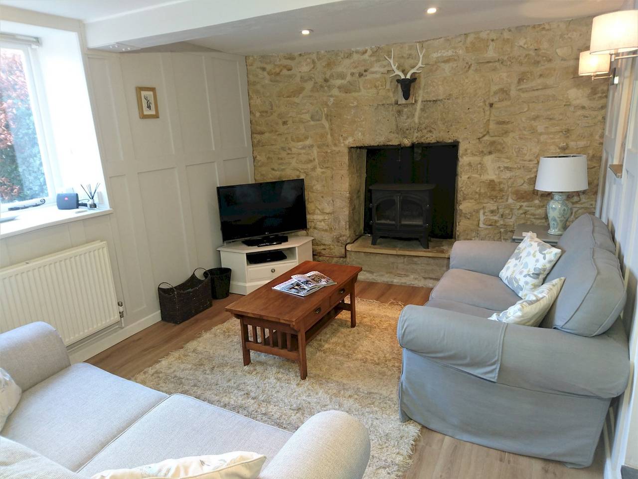 The Pippins a Cotswold cottage and garden parking - Pass the Keys in Stow-on-the-Wold, Gloucestershire
