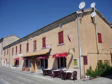 Hôtel pour 2 personnes, avec jardin dans Les Omergues