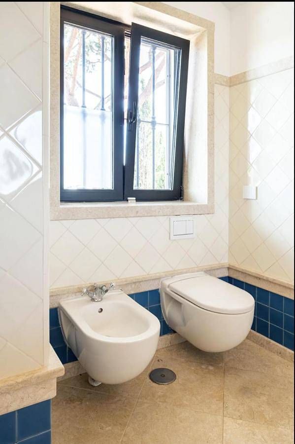 Casa rural para 14 personas, con jardín y piscina en Estoril - 4