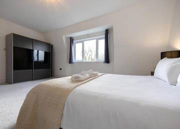 Holiday Rental for 9 People in Windsor, Windsor and Maidenhead, Photo 1