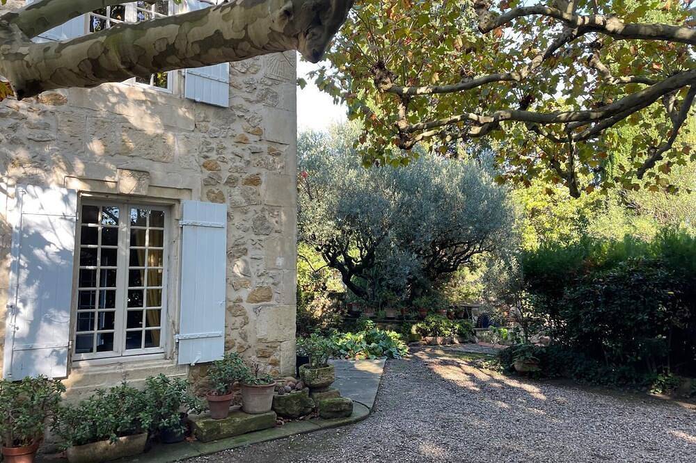 Traditionelles Bauernhaus in der Provence - Oase der Ruhe und des Grüns in Boulbon, Arles und Umgebung