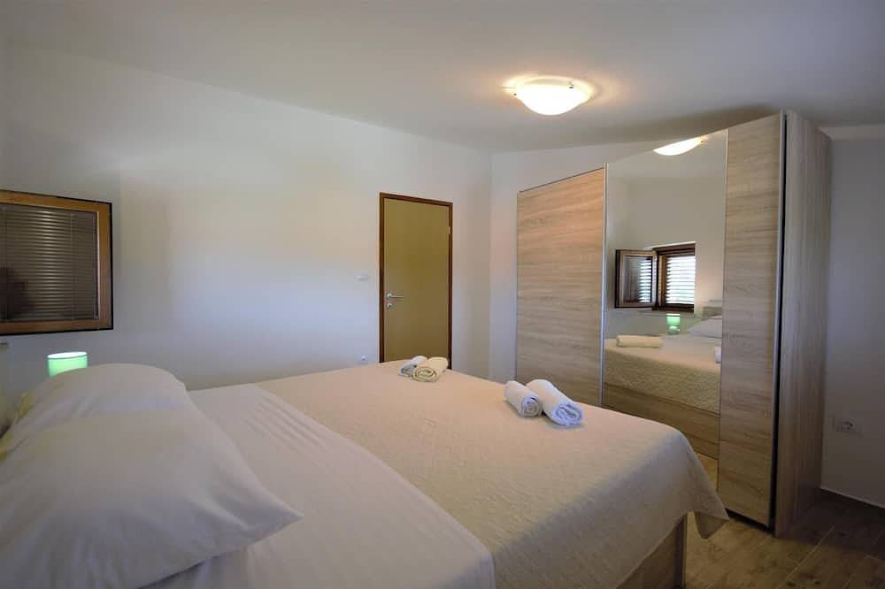 Xxl-Ferienhaus \"Cokuni\" mit privatem Pool in Marčana, Südküste Istrien