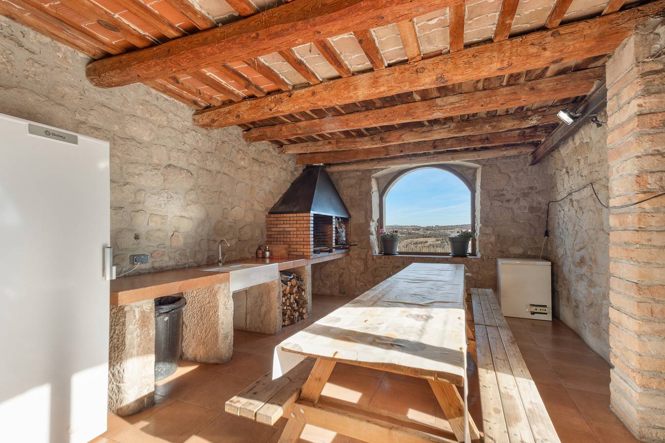 Casa di campagna 'Cal Cirera' con vista sulle montagne, Wi-Fi e aria condizionata in Casserres, Provincia di Barcellona