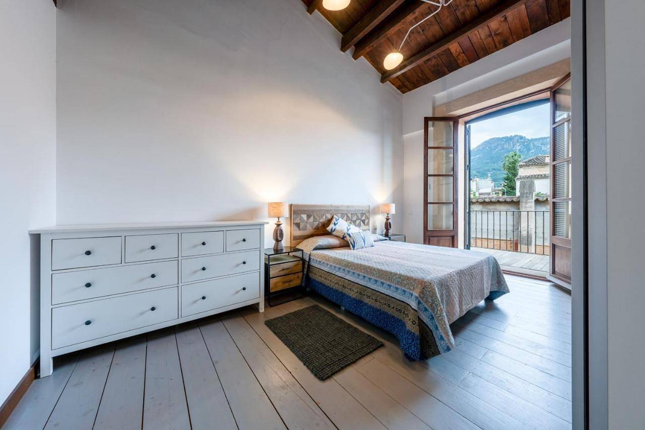 Deluxe Double or Twin Room with Mountain View in Sóller, Majorque de l'Ouest