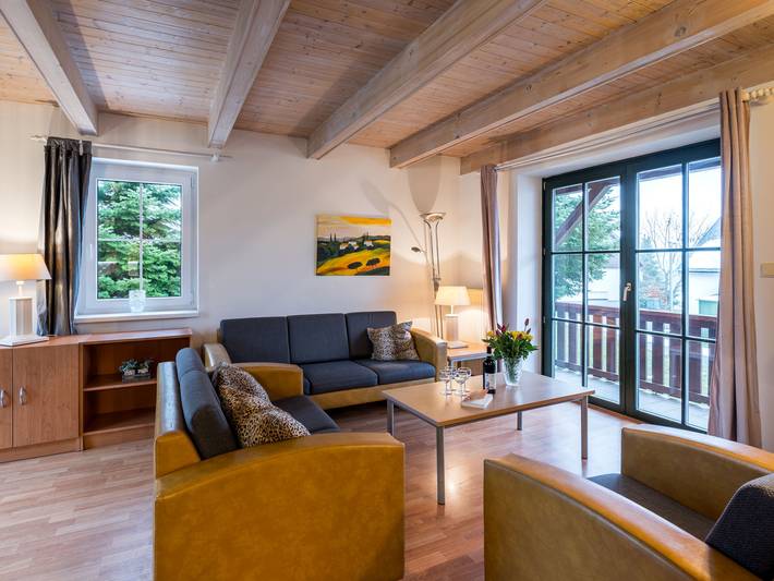 Ferienhaus für 7 Personen, mit Terrasse und Garten am Riesengebirge - 3