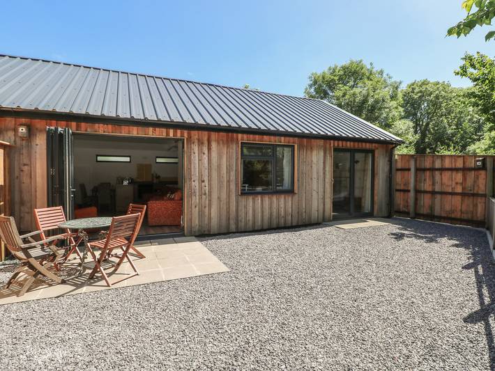 Cottage for 4 people, with garden, with pets in Haverfordwest