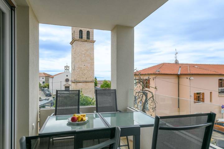 Ferienwohnung für 4 Personen, mit Terrasse in Premantura