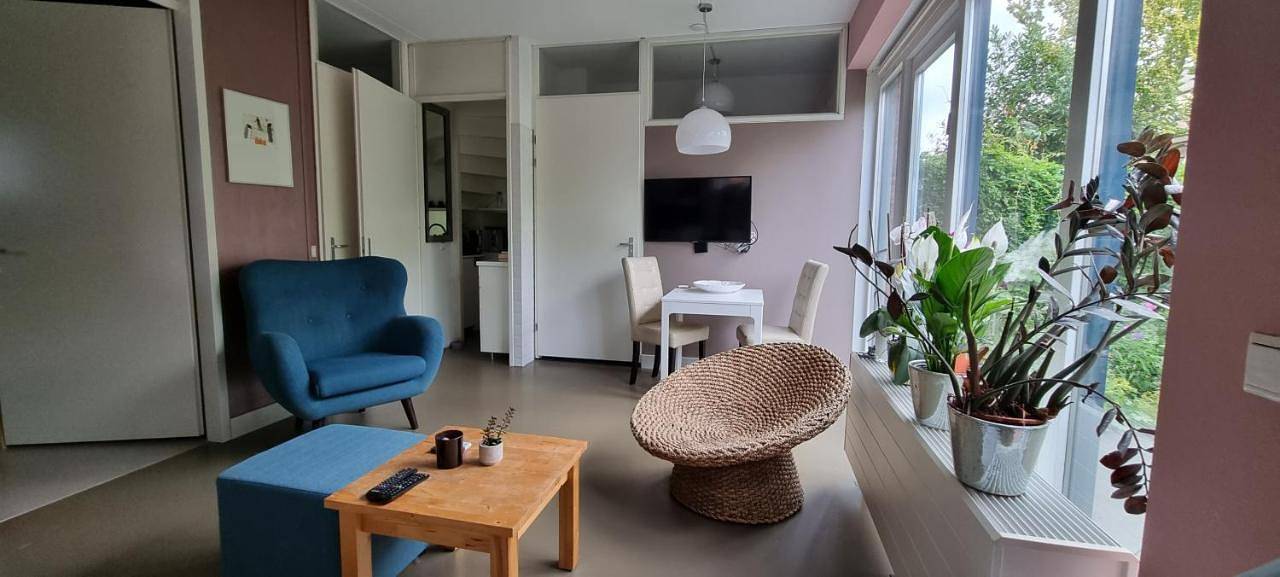 Geheel appartement, One-Bedroom Apartment in Amsterdam Oost, Nederlandse kust