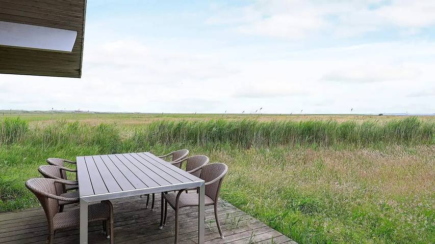 Ferienhaus für 9 Personen, mit Sauna und Whirlpool sowie Terrasse, mit Haustier in Thorsminde - 2