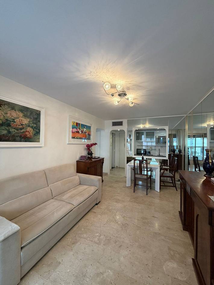 Gîte pour 3 personnes, avec terrasse dans Casino Du Palais De La Mediterranee - 3