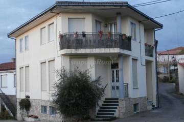 Casa de vacaciones para 7 personas, con balcón y piscina en Sayago