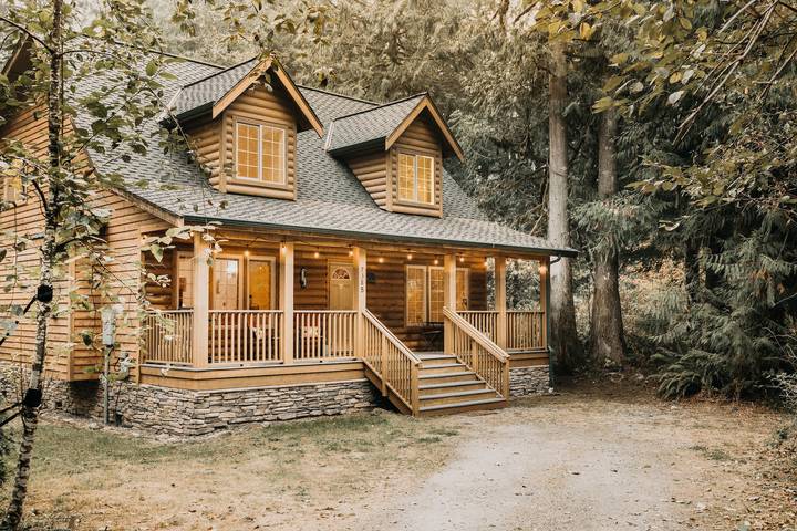 Vacation rental for 4 people, with view, with pets in North Cascades National Park