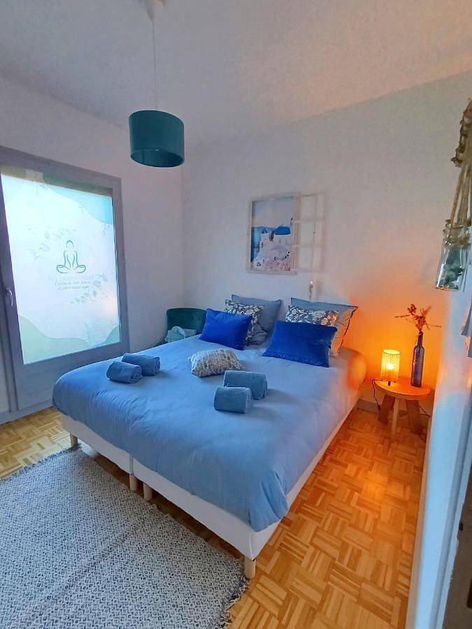 Gîte pour 2 personnes, avec Jacuzzi et Terrasse ainsi que Jardin et Piscine à Saint-Christo-en-Jarez