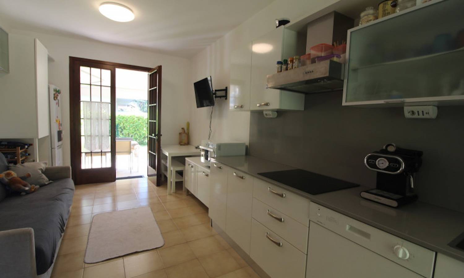 Relaxing villa with fenced garden in Lignano Pineta, Lignano Sabbiadoro