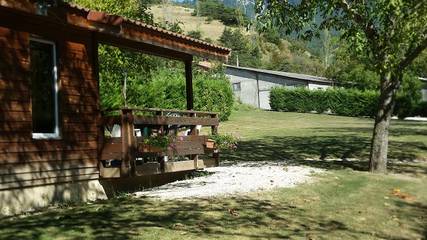 Gîte pour 4 Personnes dans Romeyer, Drôme, Photo 1