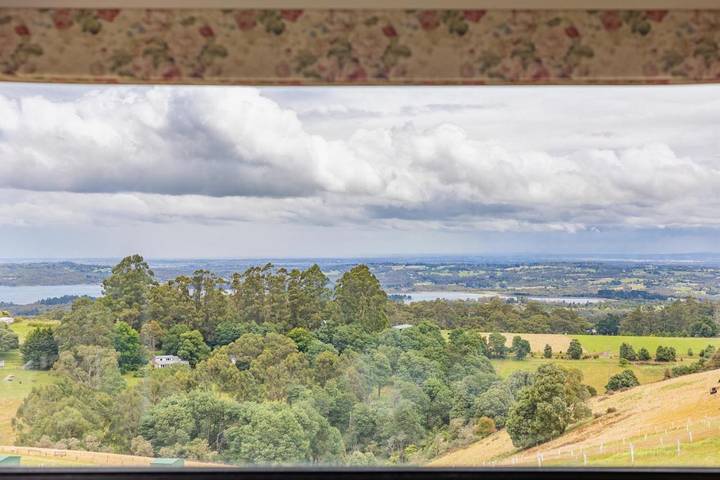 Chambre d’hôte pour 4 personnes, avec vue sur le lac ainsi que jardin et vue, animaux acceptés à Melbourne - 2