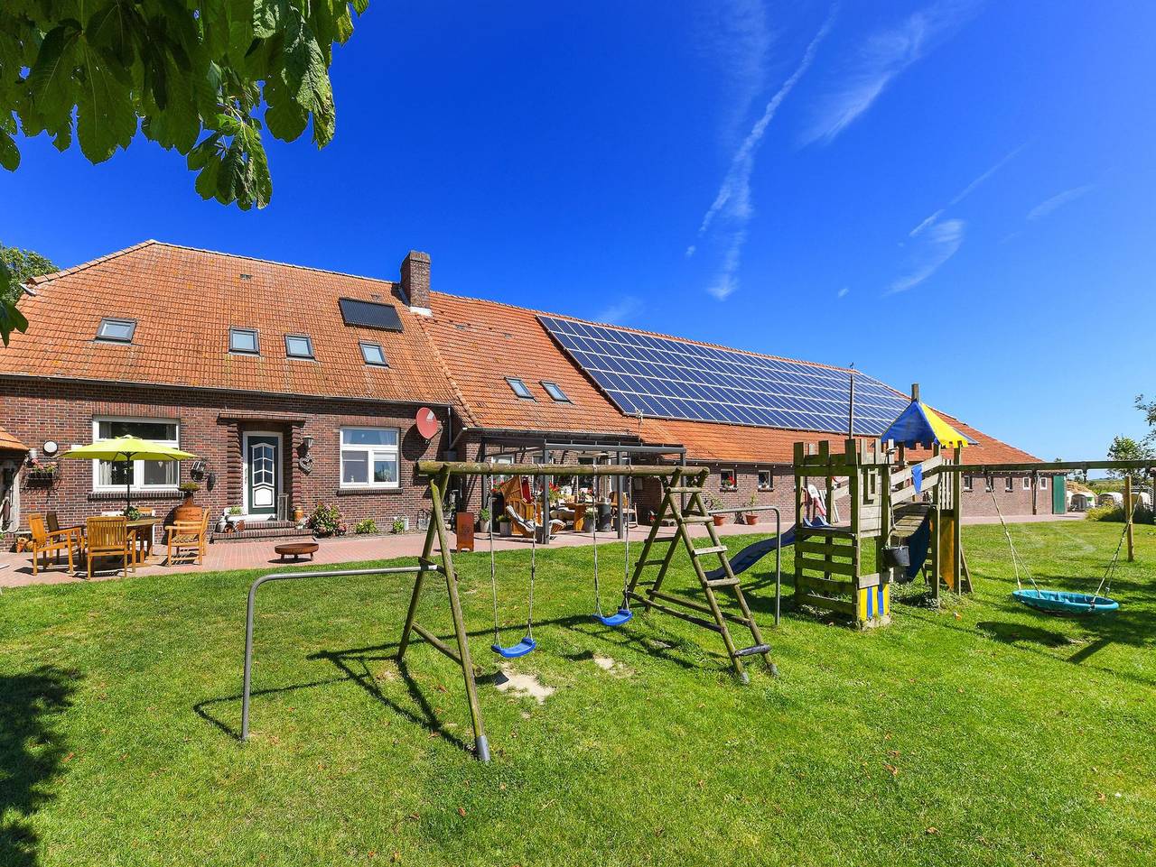 Ferienwohnungen auf dem Bauernhof Schmidt - Ferienwohnung Gänseblümchen in Dornum, Landkreis Aurich