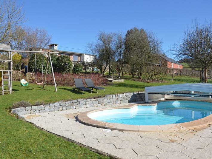 Location de vacances pour 13 personnes, avec piscine et sauna ainsi que terrasse et jardin à Stavelot - 2
