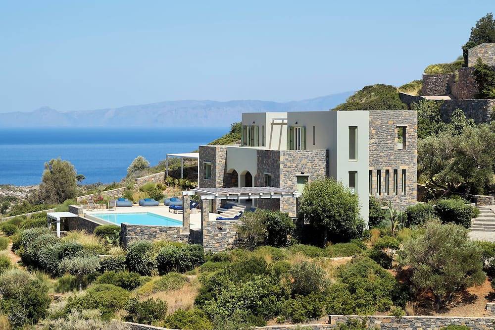 Villa for 32 People in Elounda, Lasithi
