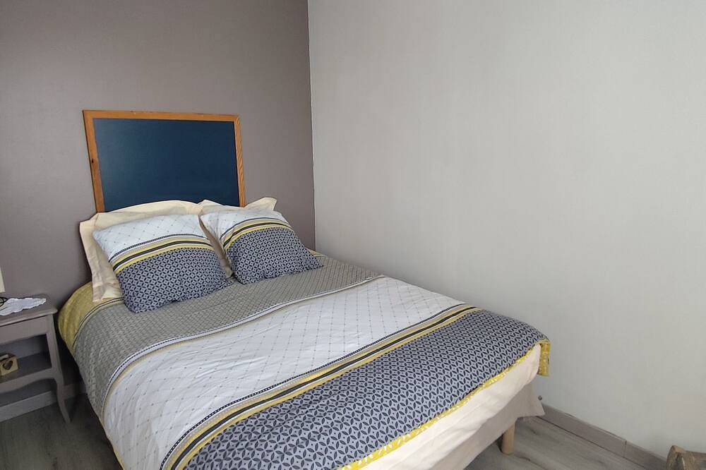 Apartamento entero, Quiet apartment at the foot of the Luberon in Mérindol, Parque natural regional del Luberon
