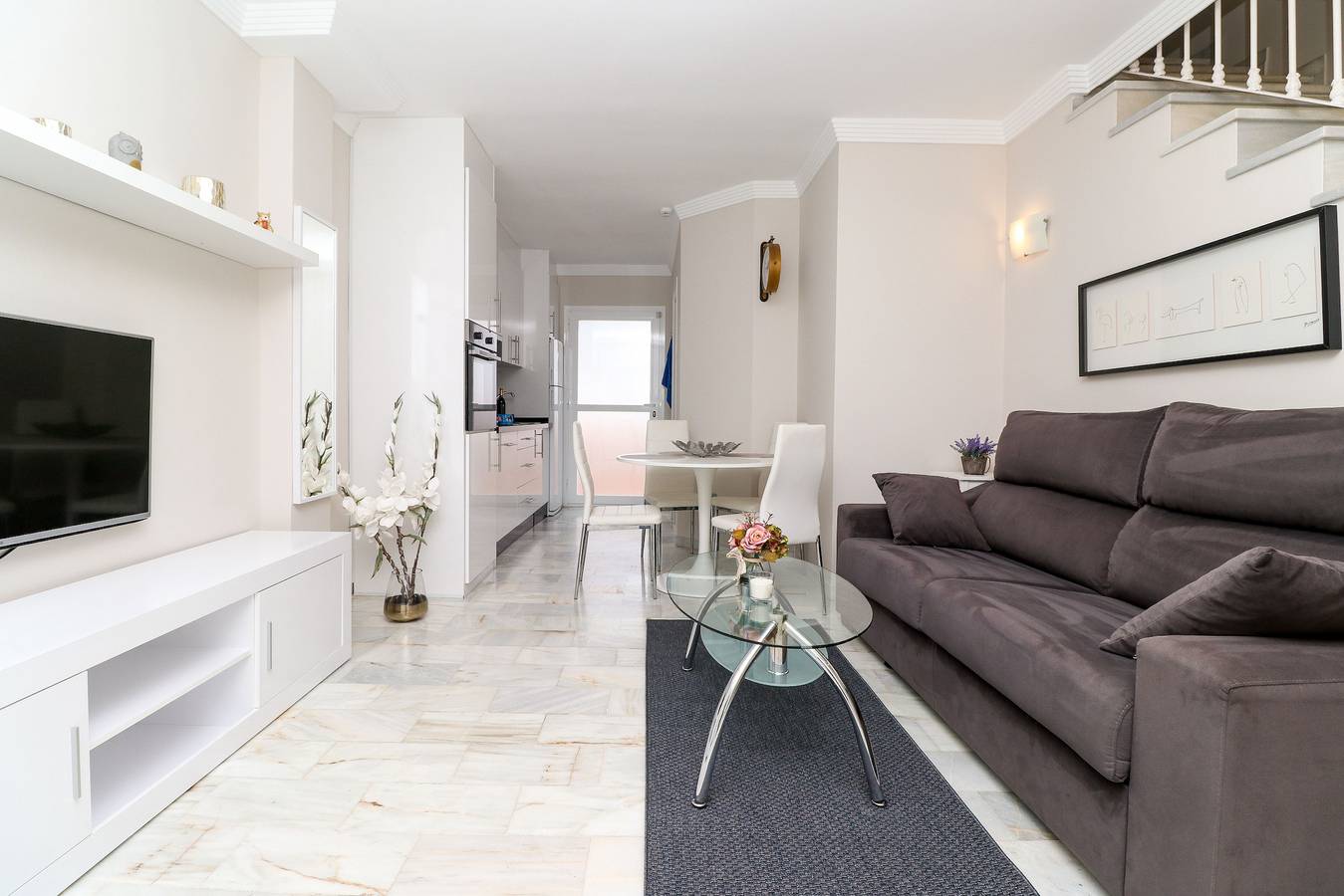 Bright townhouse -great onsite facilities in Hacienda Las Chapas, Marbella