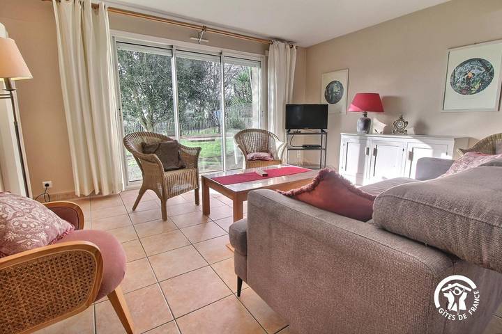 Gîte pour 4 personnes, avec terrasse et jardin, animaux acceptés à Bono - 2