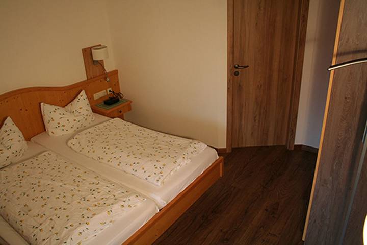 Ferienwohnung für 2 Personen, mit Balkon und Terrasse sowie Garten am Tegernsee - 4