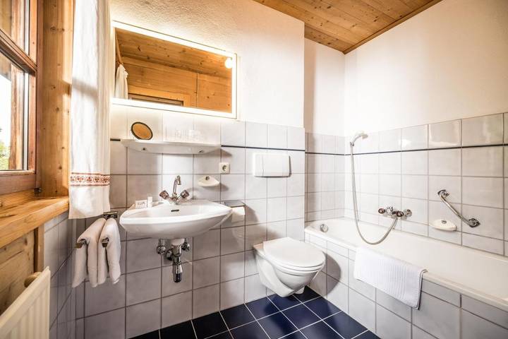 Hütte für 8 Personen, mit Balkon und Ausblick in Alpbach - 3