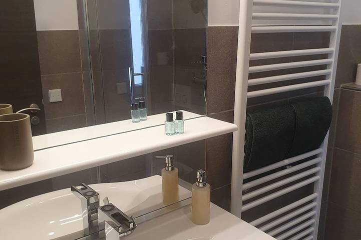 Ferienwohnung für 2 Personen, mit Terrasse in Köln - 2