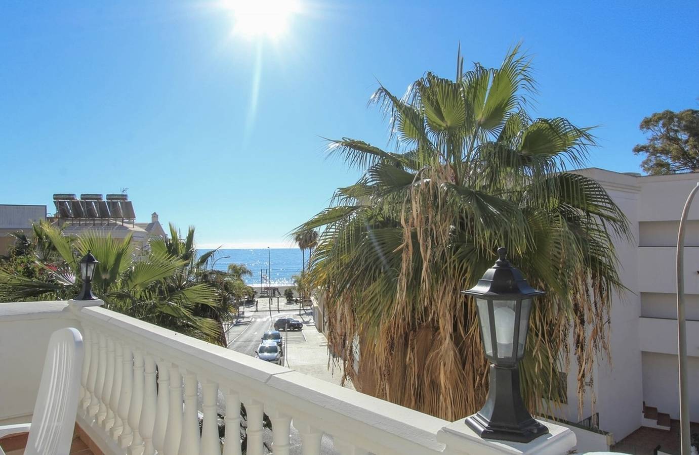 Holiday Home 'Burriana Casa Playa' with Sea Views, Wi-Fi and Air Conditioning in Playa de Burriana, Nerja
