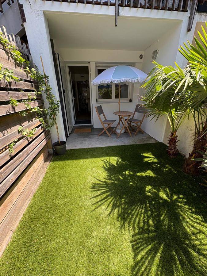 Gîte pour 2 personnes, avec jardin dans Plage Naturistes - 2