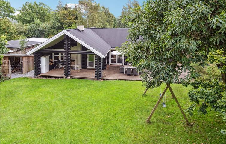 Ferienhaus für 6 Personen, mit Whirlpool und Terrasse sowie Garten und Sauna in Råbylille Strand - 3
