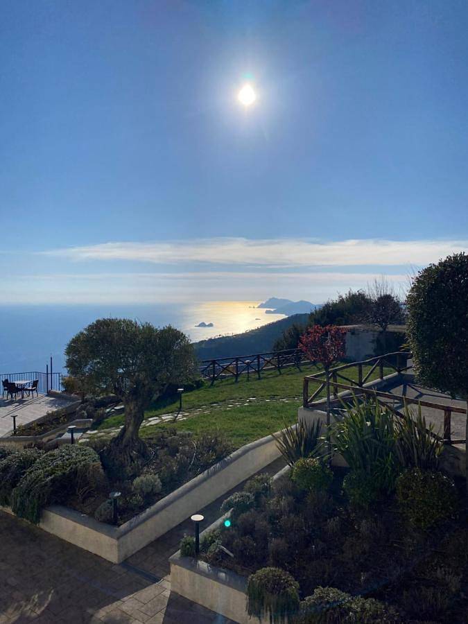 Chambre d’hôte pour 2 personnes, avec jacuzzi et jardin, adapté aux familles à Agerola - 2