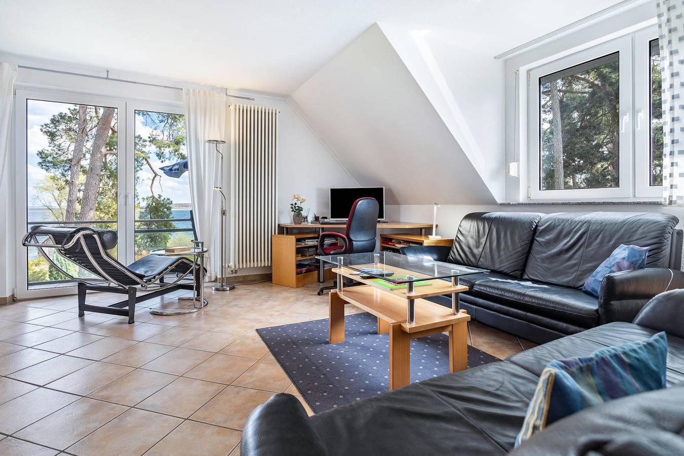 Ganze Wohnung, Ferienwohnung 'Hs13og mit Müritzblick' mit Seeblick, privatem Garten und Wi-Fi in Röbel, Müritz