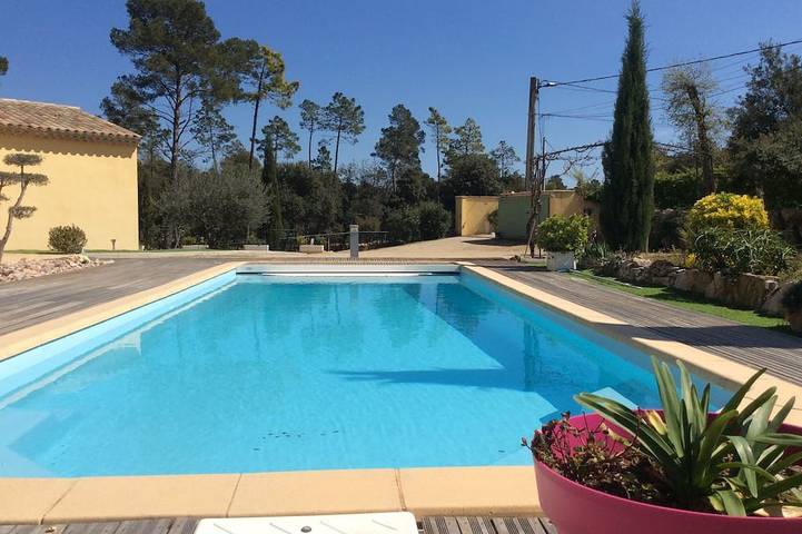 Villa für 6 Personen, mit Garten und Terrasse - 1