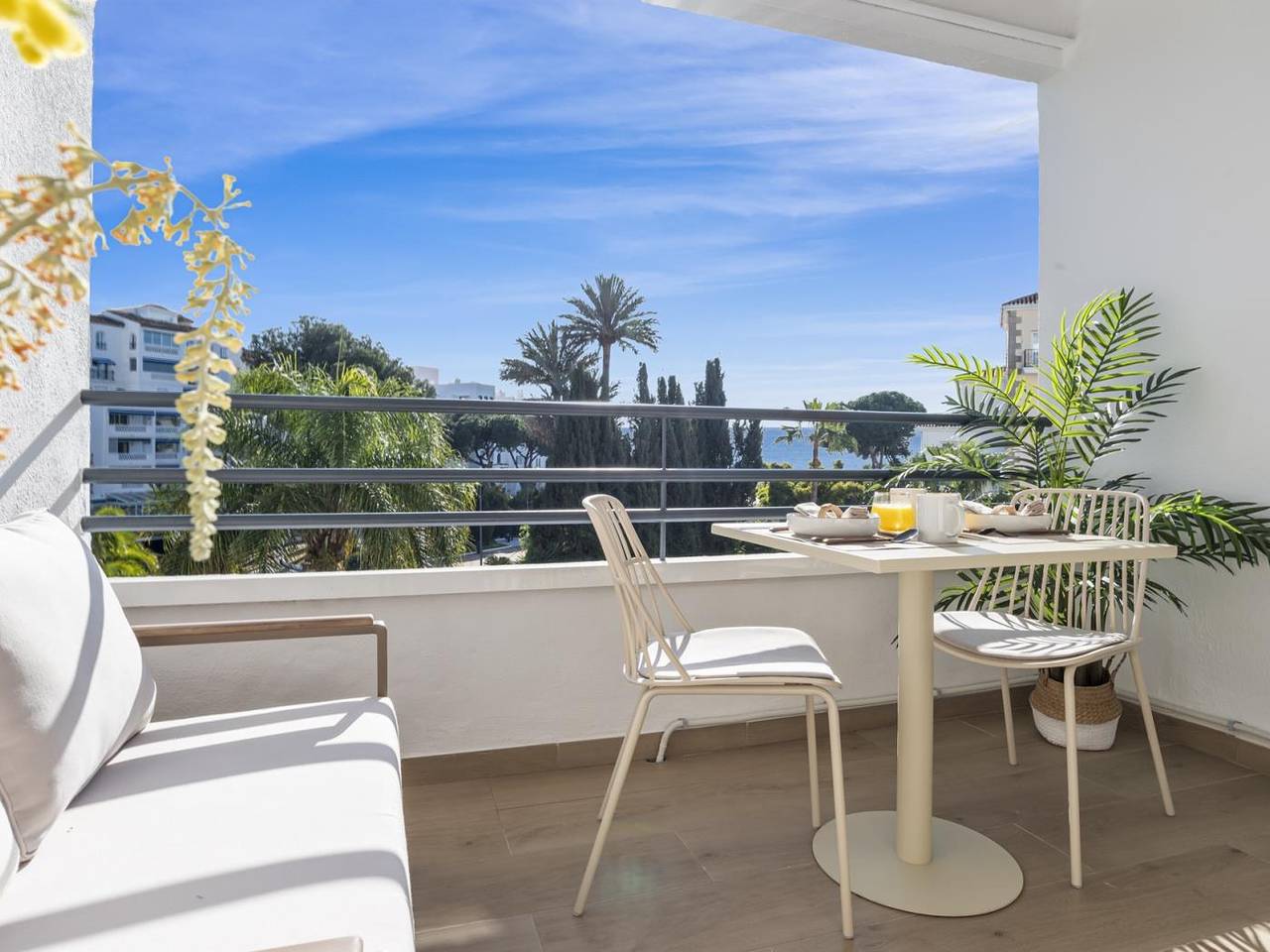 Entire holiday apartment, Studio in Medina Garden for 2 people | 122 in Medina Gardens, Marbella