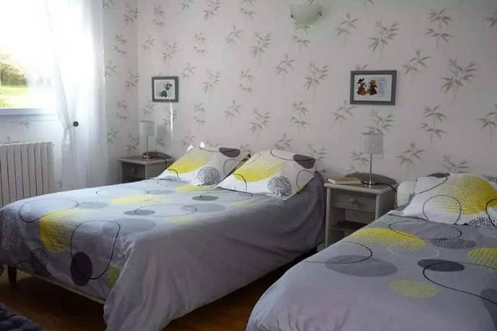 Gîte pour 4 personnes, avec jardin et terrasse à Saint-Mayeux - 2