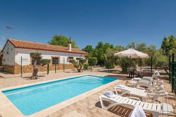Villa für 6 Personen, mit Garten - 1