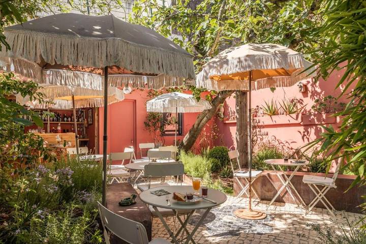 Pousada para 2 pessoas, com Terraço e Jardim em Estrela
