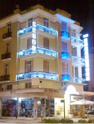 Hôtel pour 2 personnes, avec vue et balcon à Serrès