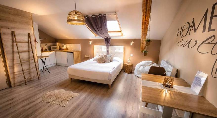 Gîte pour 2 personnes, avec terrasse à Oyonnax - 3