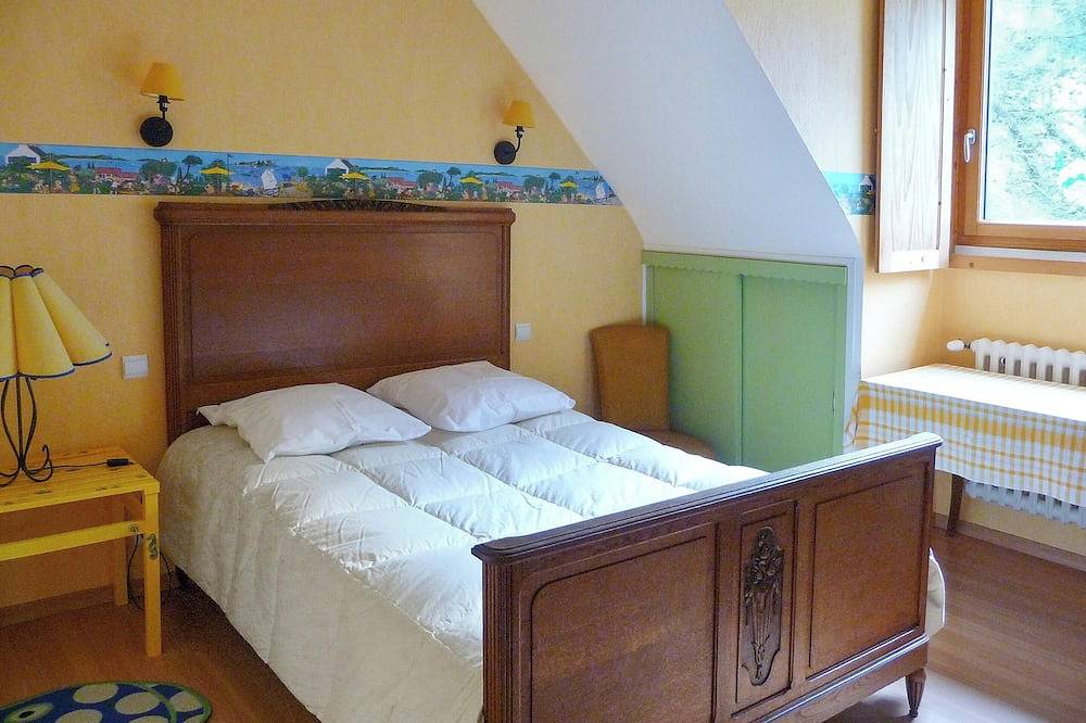 Homerez - House in Plougrescant. in Plougrescant, Pink Granite Coast