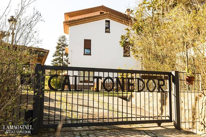 Maison de campagne pour 2 personnes, avec Jardin ainsi que Piscine et Vue dans San Celoni