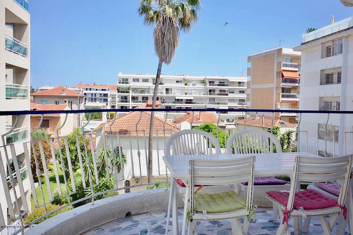 Gîte pour 2 personnes, avec balcon dans Port du Mourre-Rouge