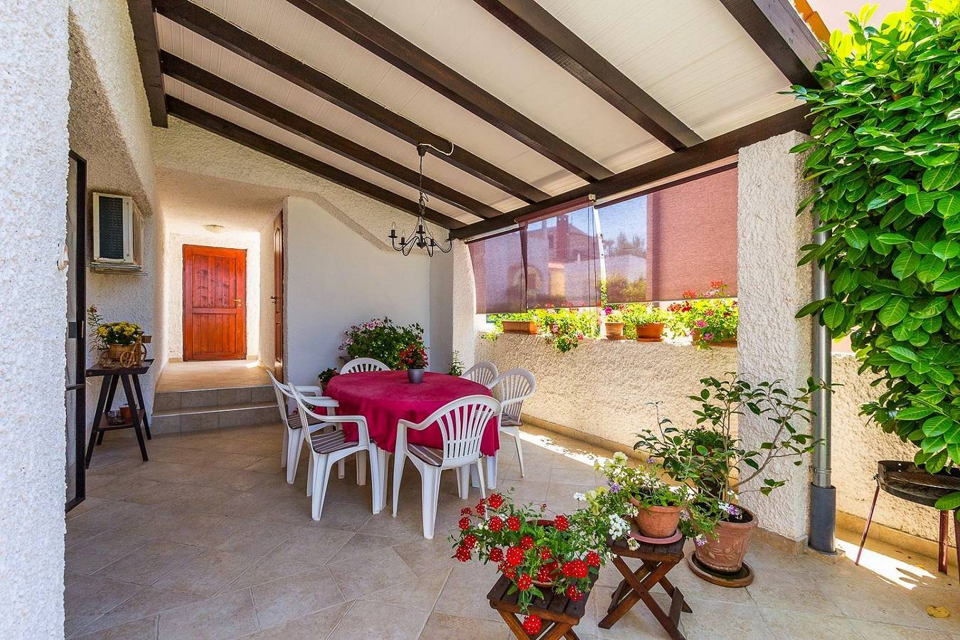 Appartement entier, 800 Meter zum Strand mit Grill, Haustiere erlaubt in Banjole, Côte Sud d'Istrie