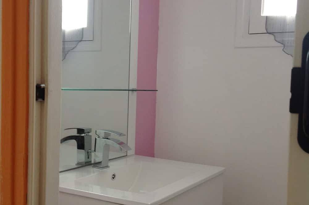 Charming house with terrace Lisieux downtown in Lisieux, Lisieux region