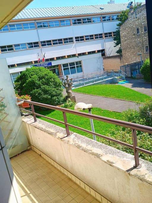 Gîte pour 3 personnes, avec vue et terrasse à Le Kremlin-Bicêtre - 3