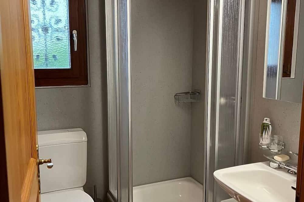 Ganze Wohnung, Gemütliche Ferienwohnung mit Seeblick, ruhige  Lage in Locarno, Tessiner Alpen