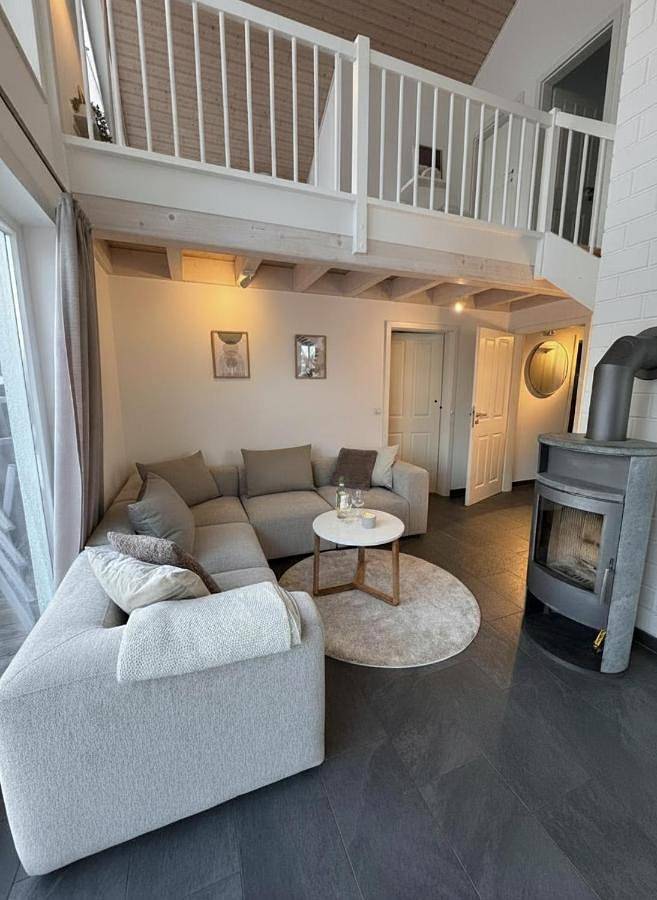 Ferienhaus für 8 Personen, mit Garten und Sauna sowie Seeblick und Ausblick, mit Haustier in Landkreis Grafschaft Bentheim