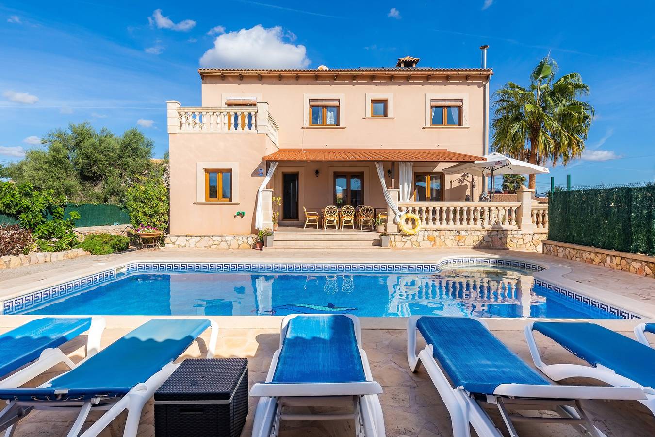 Rustikales Ferienhaus "Los Tres Soles" mit Pool, Terrassen & Wlan in Portocolom, Felanitx